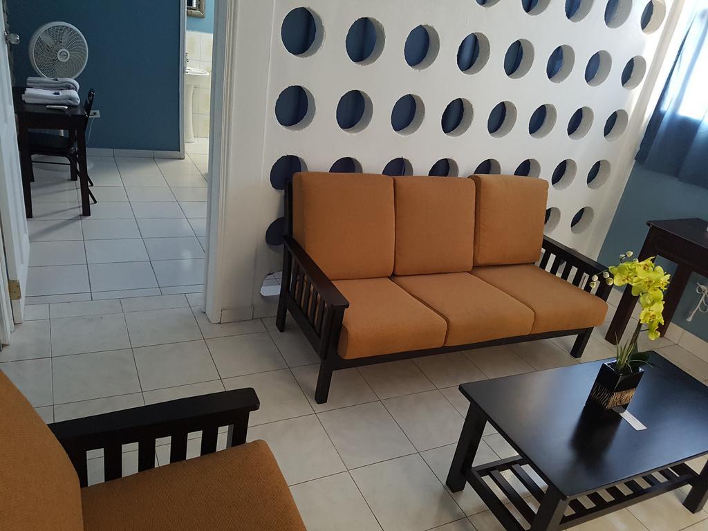 Trinity Lodge - Extended Stay Port-au-Prince Ngoại thất bức ảnh